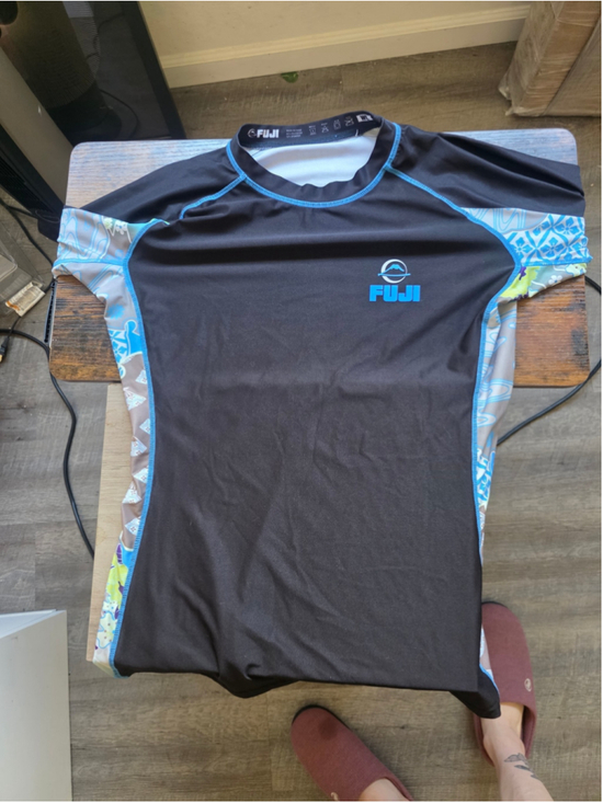 Fuji Other - Women's Fuji Long Sleeve Rashguard Black Blue Size L